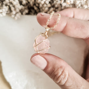 Rose Quartz; gold 45cm - 50cm
