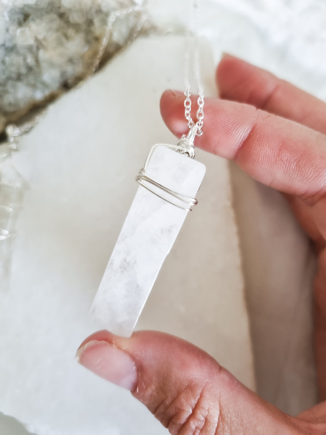 Clear Quartz  White Gold, 50cm - 45cm