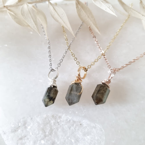 Labradorite mini Necklace ; 35cm - 40cm - Hex + Stones