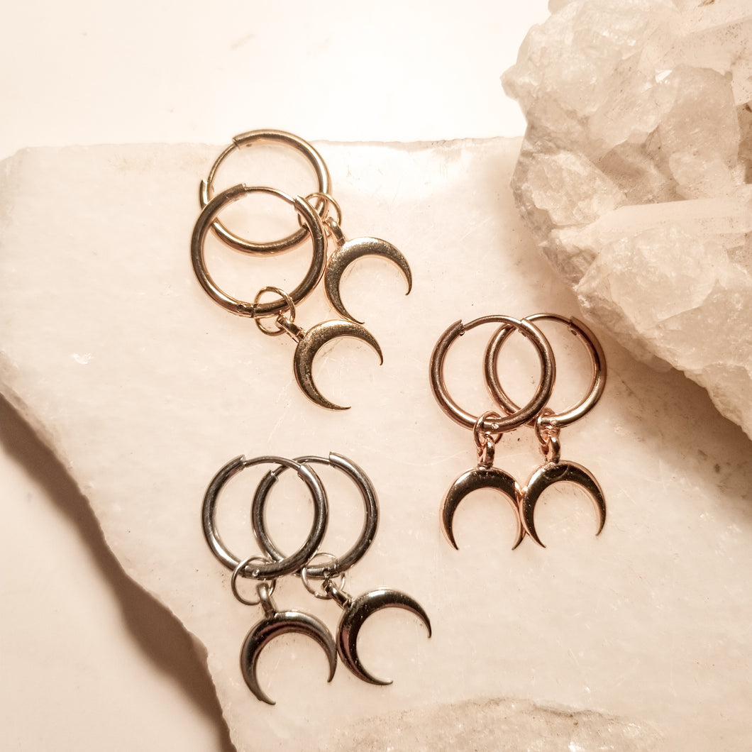 Moon Hoop Earrings 1.5cm