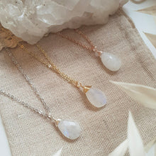 Load image into Gallery viewer, Moonstone Necklaces ; 40cm - 45cm - Hex + Stones
